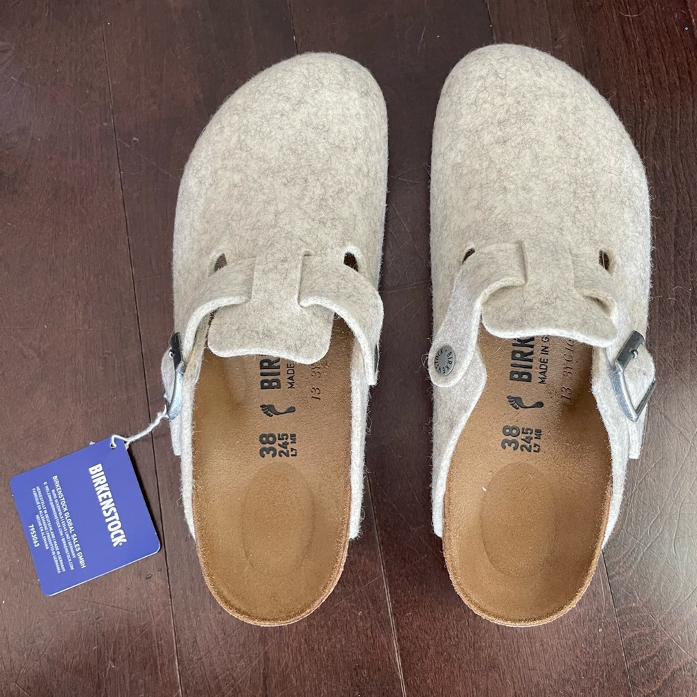 NWT! Birkenstock Boston Clogs Women Size: 7